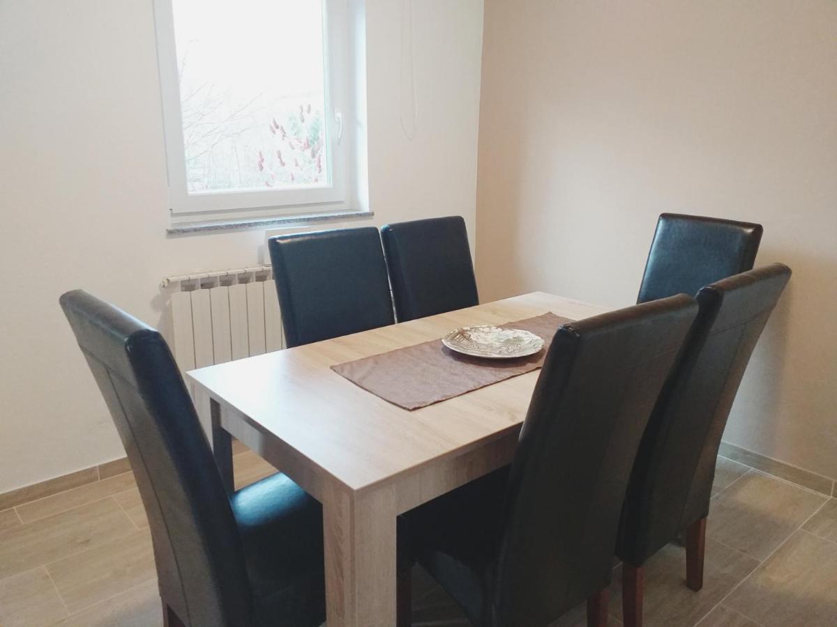 Apartment Sucic Seliste Dreznicko Luaran gambar